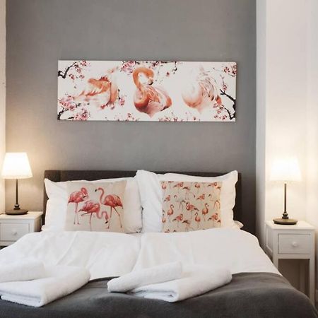 City Apartment Near Shooping Center, 6 Guests Berlin Luaran gambar