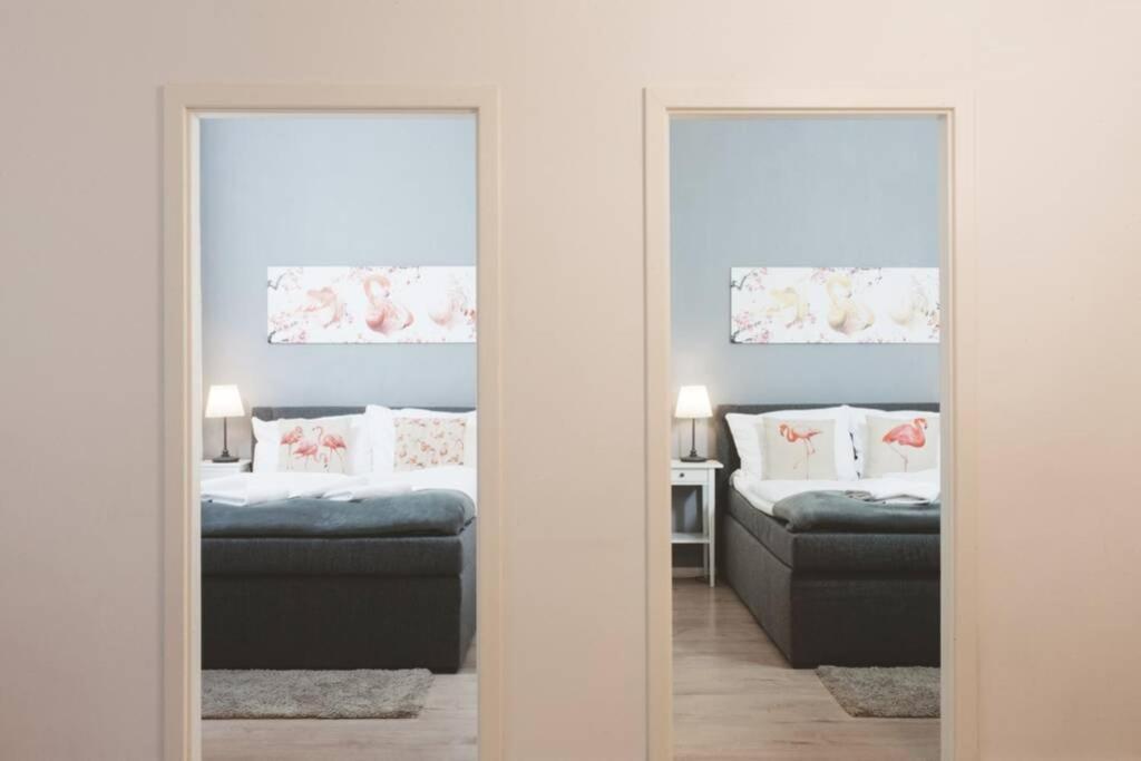 City Apartment Near Shooping Center, 6 Guests Berlin Luaran gambar